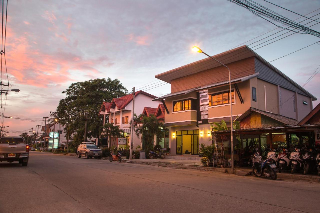 2 Rocks Boutique Hostel Baan Tai Exterior photo