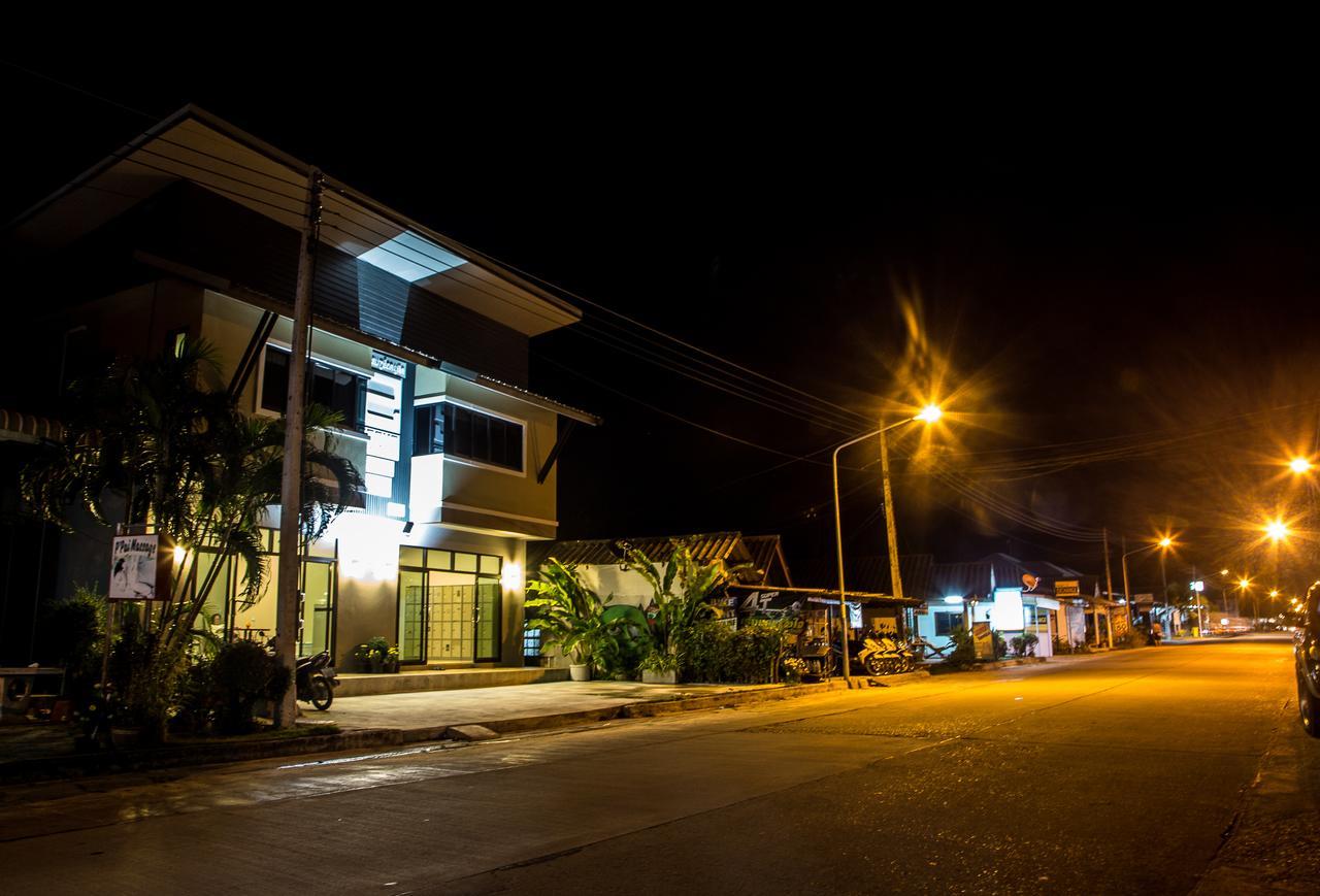 2 Rocks Boutique Hostel Baan Tai Exterior photo